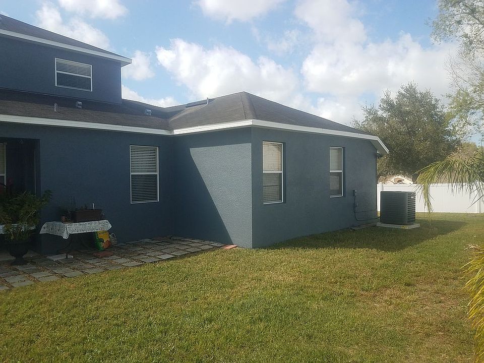 2nd image of 559 Shirley Dr