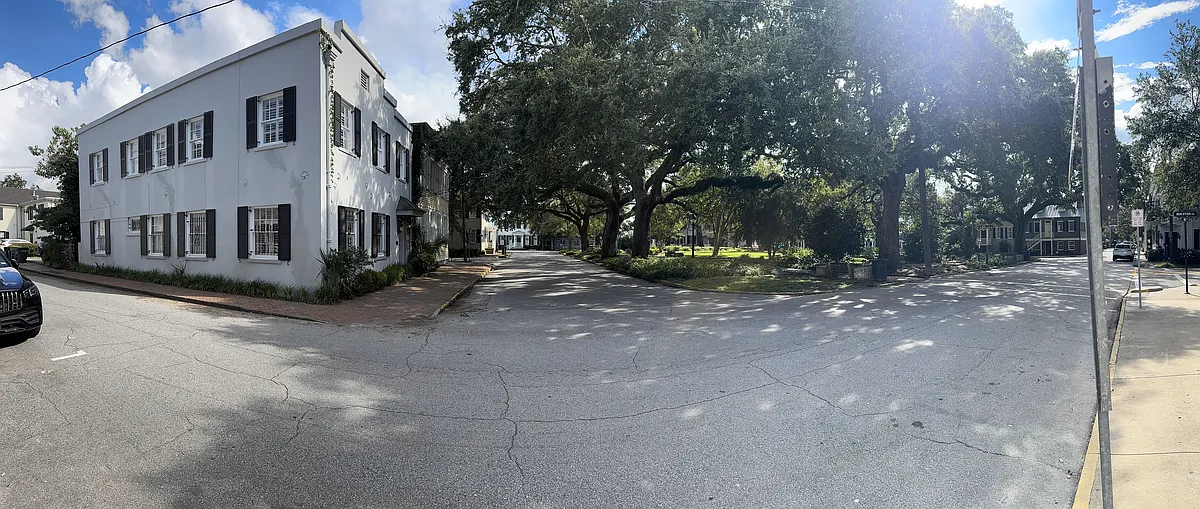 20 Houston Street with Washington Square in front. - 20 Houston St #3