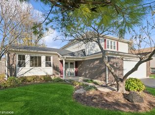 353 Huntington Way, Bolingbrook, IL 60440