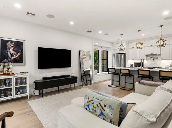 12 Bowdoin Ave Unit 1, Dorchester, MA 02121