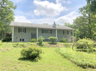 22622 Gardner Rd, Lebanon, MO 65536