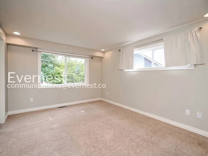 9423 NE 129th Pl — Photo 12