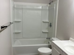 627 E 8th Ave #4, North Pole, AK 99705
