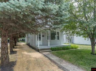 422 Sherman St, North Mankato, MN 56003