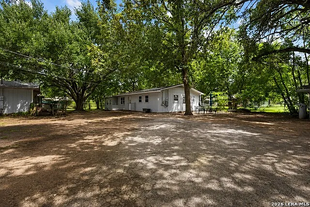 761 Whippoorwill Dr #B