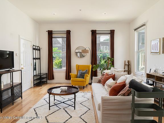 2nd image of 356 Union Street