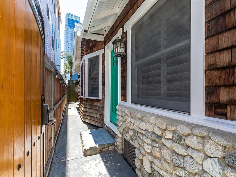 708 E Alta Way — Photo 51
