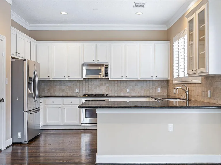 447 N Gate Stone — Photo 19