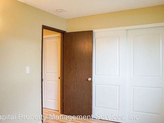 5th image of 1509 SE Stark St #9877855
