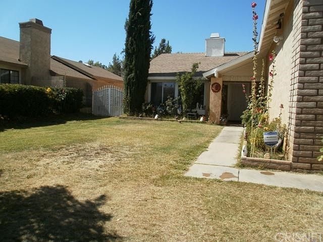 2nd image of 2223 Crescent Way
