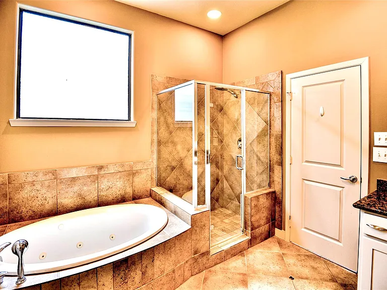 5231 Lillian St — Photo 23