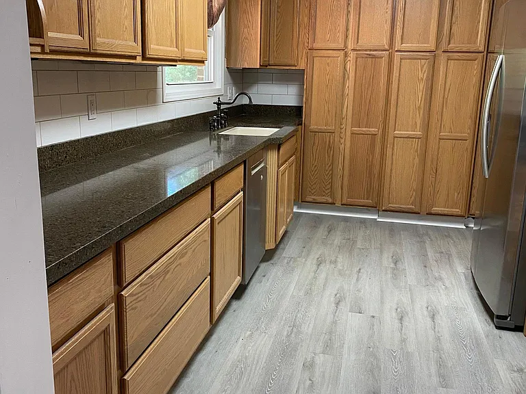 3284 Embry Cir — Photo 11