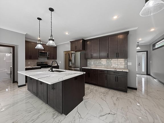 2nd image of 300 Haines Dr