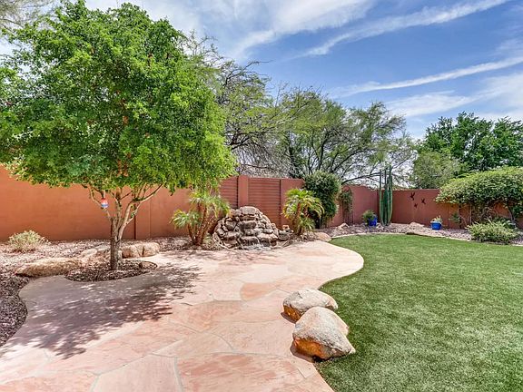 2433 W Myopia Dr New River AZ-large-026-