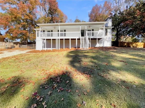4450 Wood Hollow Ct, Douglasville, GA 30134