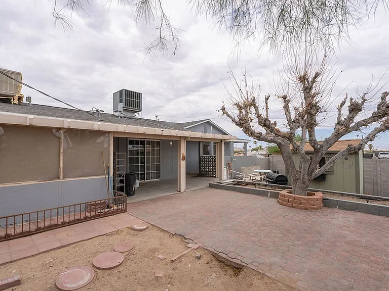5185 Sun Valley Dr — Photo 48