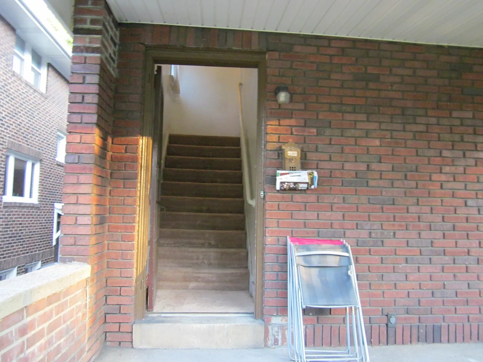 5900 Phillips Ave — Photo 2