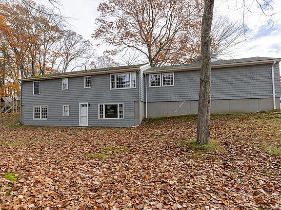 5th image of 16 Dearborn Dr