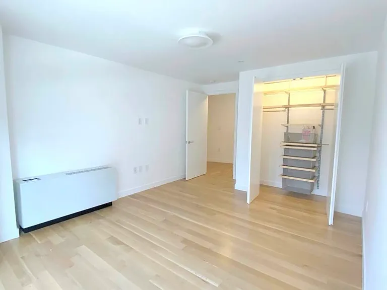 341 W 11th St #2E — Photo 9