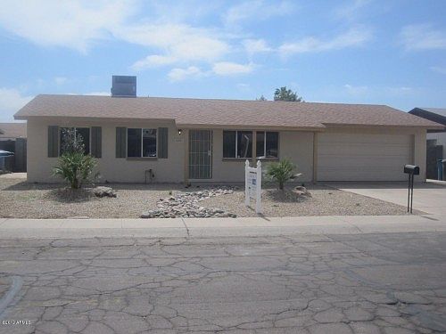 1st image of 8201 W Glenrosa Ave