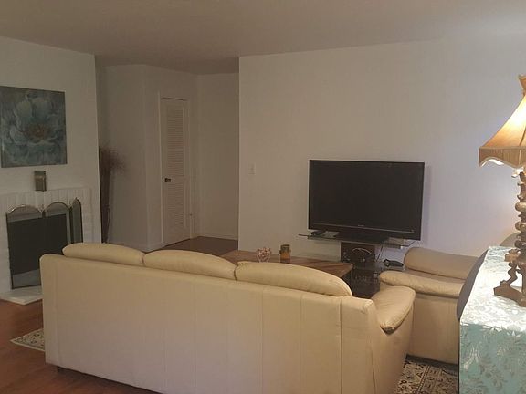 2nd image of 259 N Capitol Ave Unit 148
