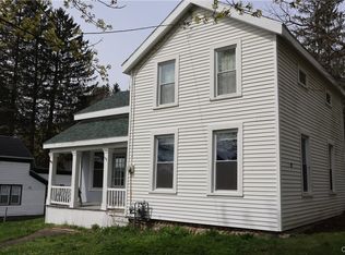 33 Warren St, Tully, NY 13159