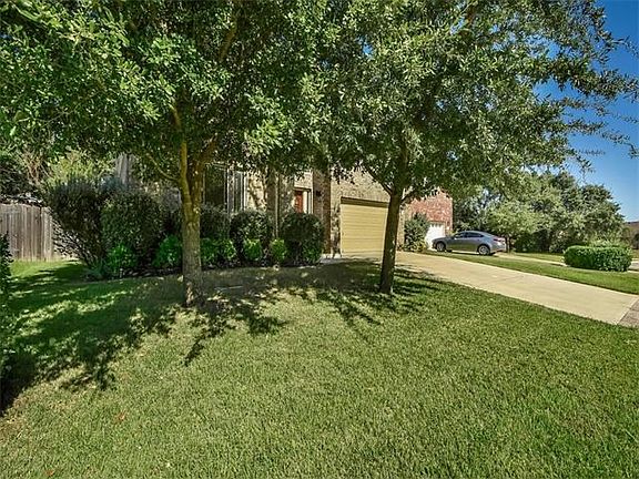 2nd image of 2579 Arbor Dr