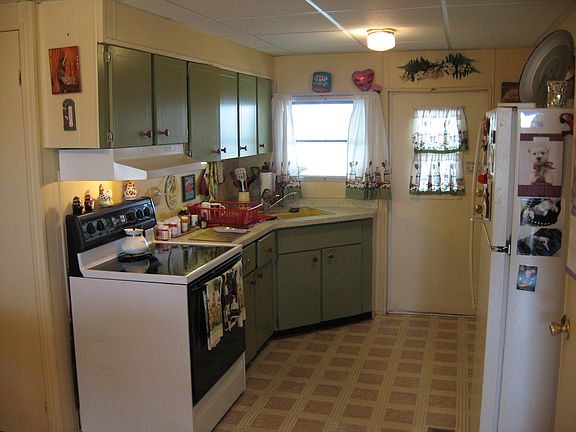 4th image of 6 S Granada Ln