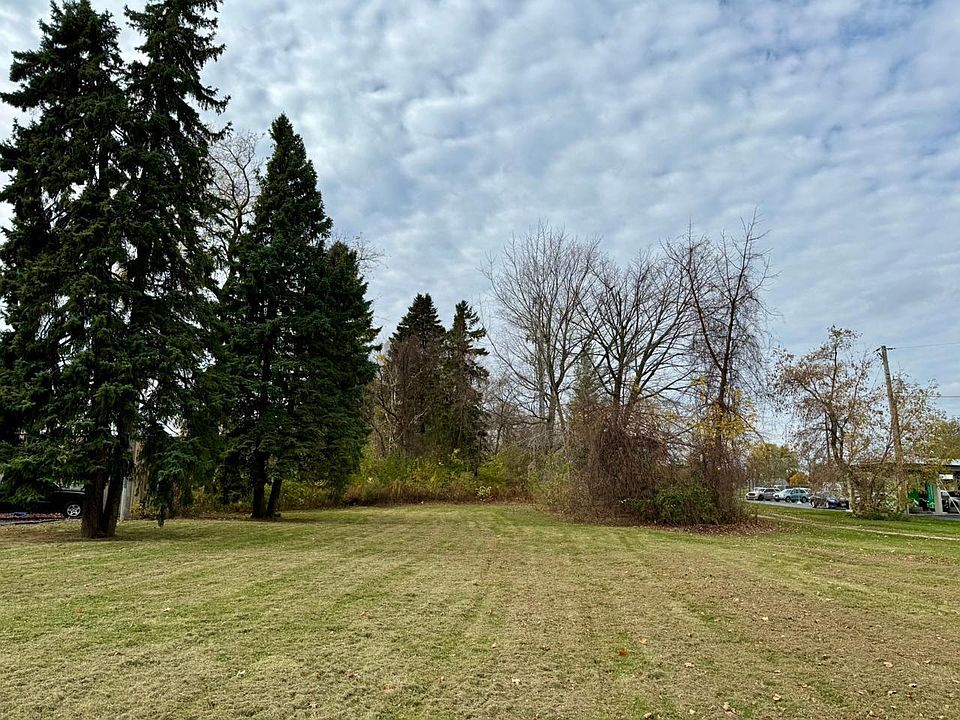 1st image of 3737 South KINNICKINNIC AVENUE