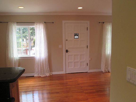 4th image of 5821 San Jose Ave