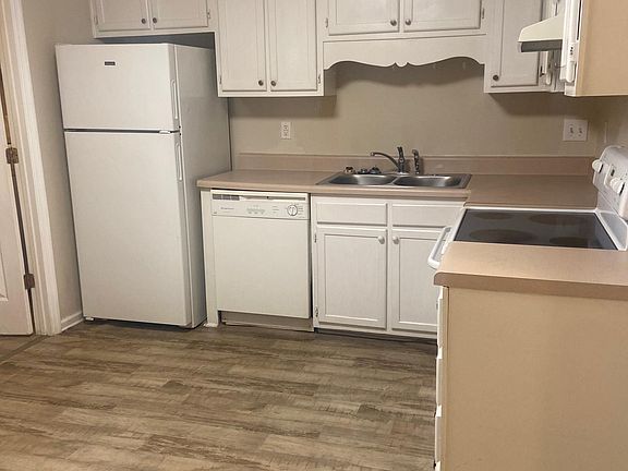 4th image of 6249 Lucille Dr Unit A