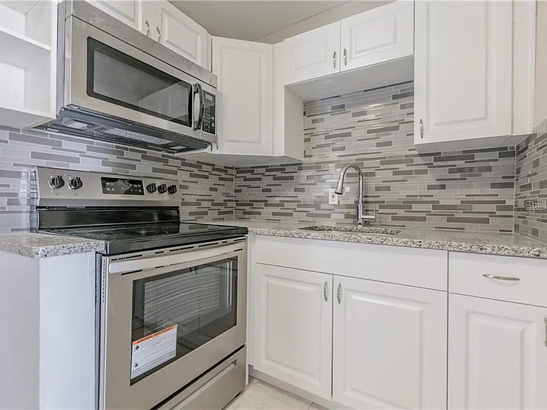 7408 S Sherrill St #B — Photo 8