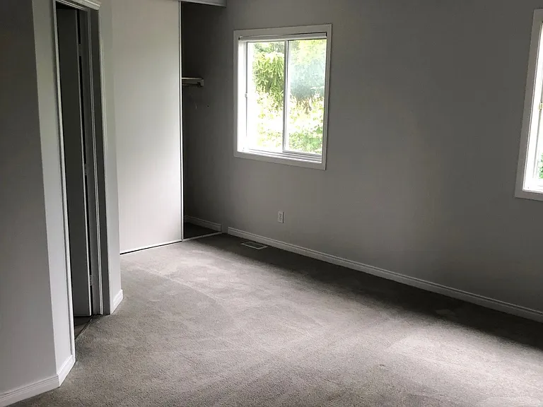 3827 Crowsnest Ave — Photo 6