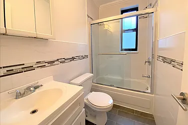 Rented by Silver Line Realty Group NY LLC