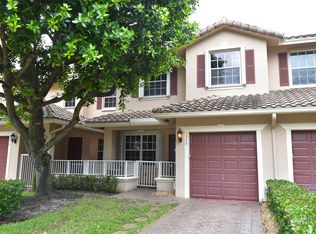 3240 Fairway Cir, Fort Lauderdale, FL 33328