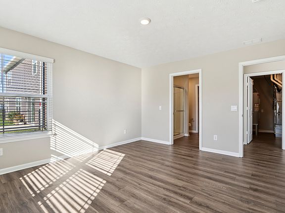 3rd image of 763 Cattail Dr