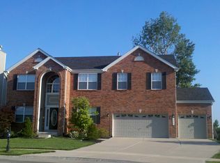 127 Preston Cir, O'Fallon, MO 63368