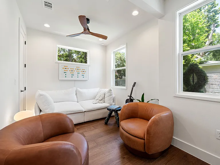 2609 Willow St #2 — Photo 7