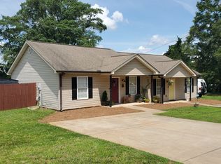 1074 River Rd #A, Greer, SC 29651