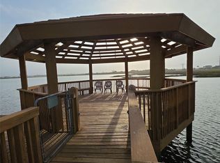 9822 Tulum Ct, Galveston, TX 77554