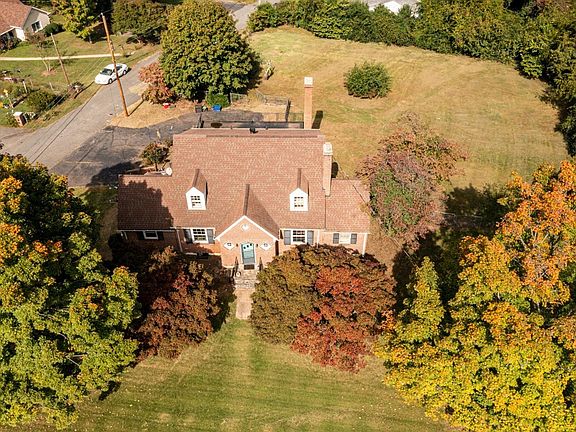 3rd image of 5621 Fort Ave