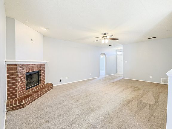 4th image of 6201 18th St
