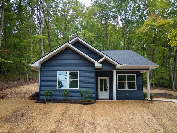 400 Hickory Trl, Westminster, SC 29693