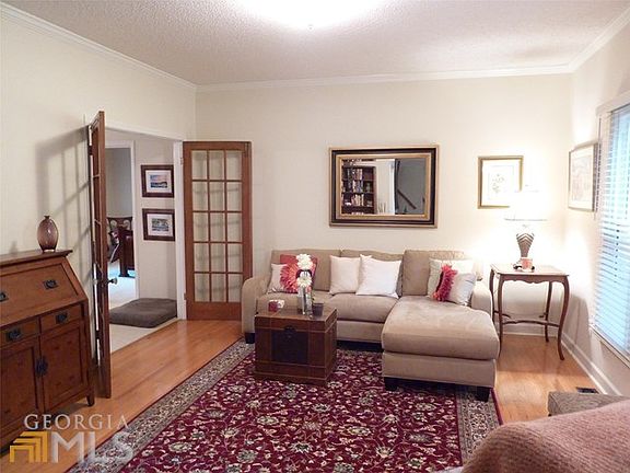 5th image of 215 Gleneagles Pt