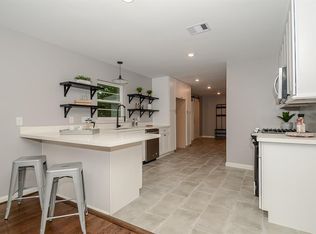 5439 Briarbend Dr, Houston, TX 77096