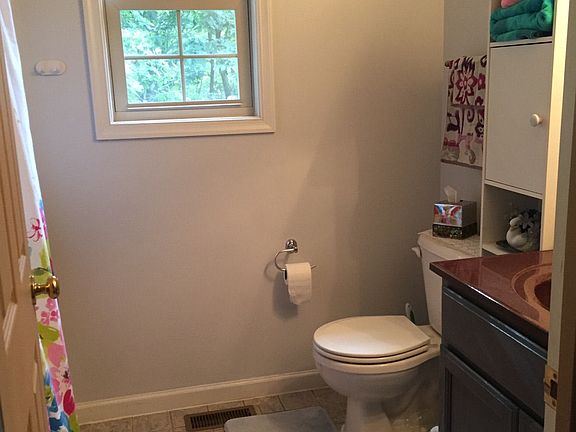3rd image of 50 Rocky Knob Ln