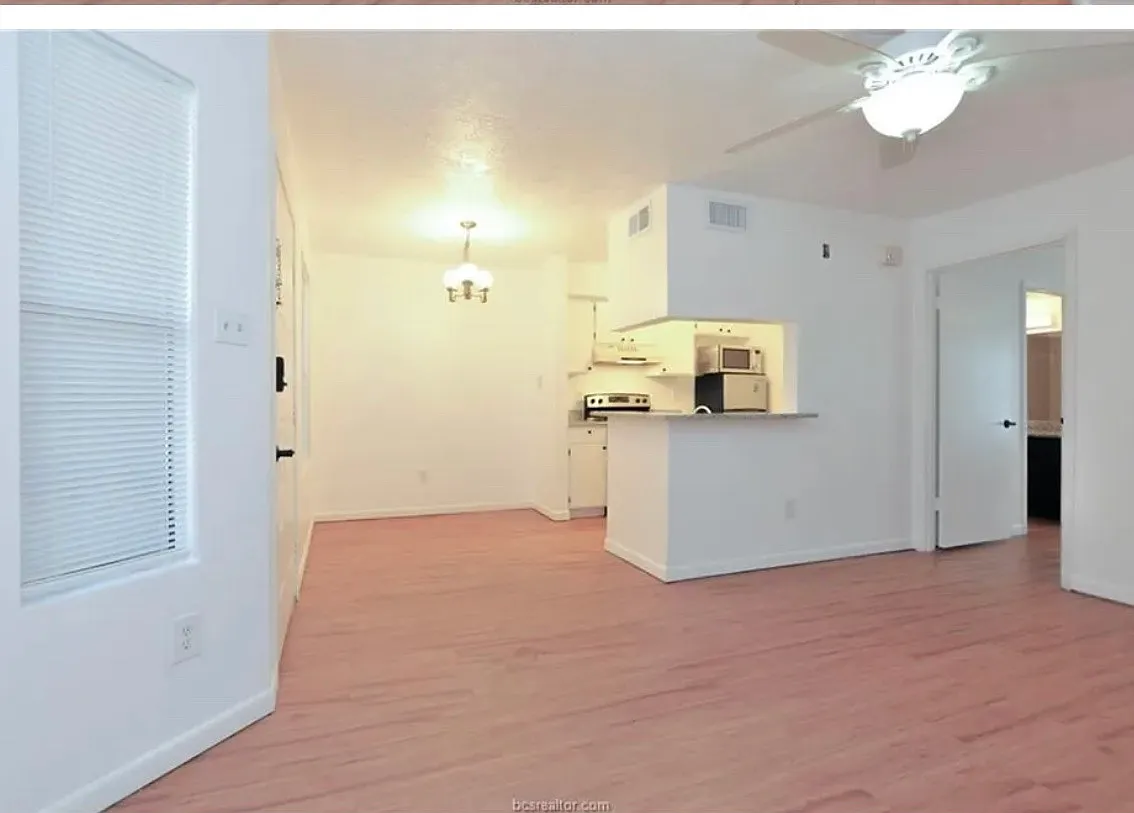 1 bed, 585 sqft, $950 — Photo 3
