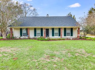 185 Suzanne Dejean Dr, Opelousas, LA 70570
