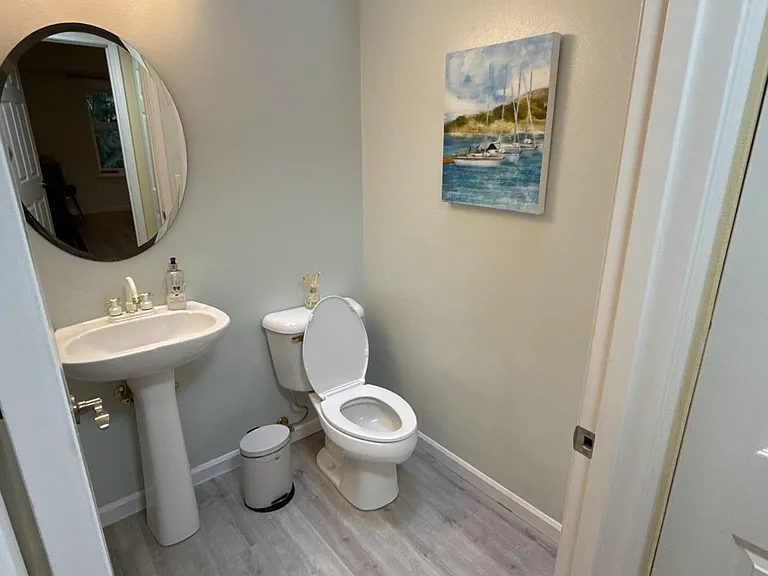 1424 NW 202nd Ln — Photo 10