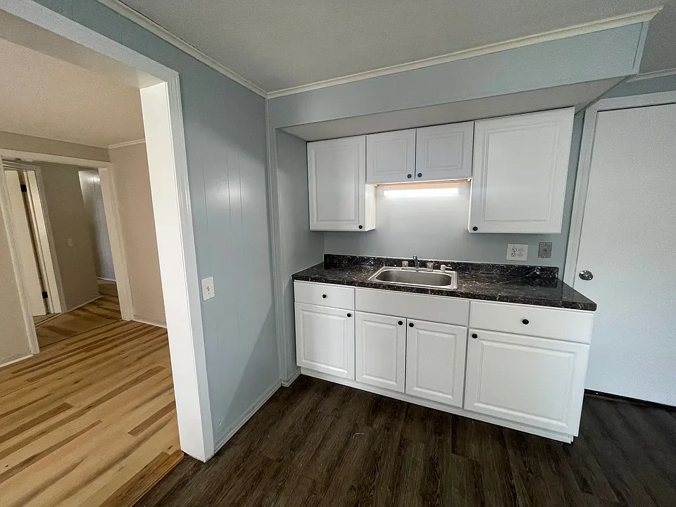 60 Spring St #60